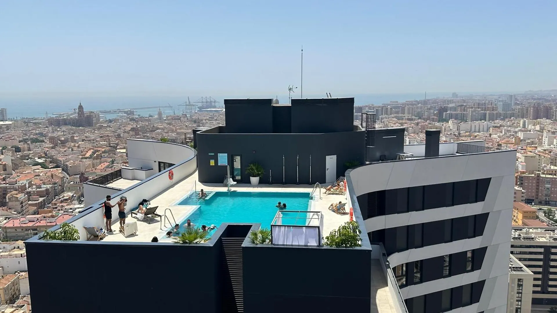 P&O 3Bed Urban Sky Apartment Malaga